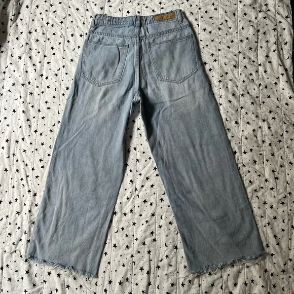 Cotton On Wide Leg Jeans - Picture 2 of 3